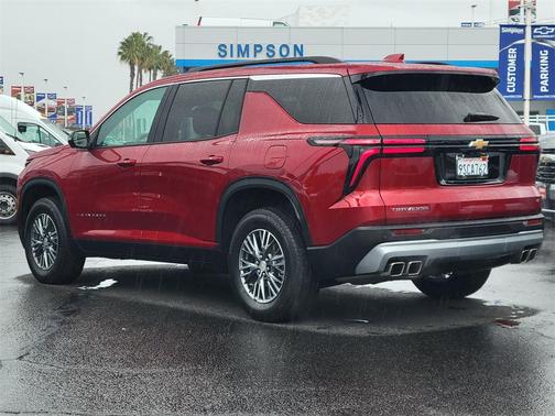 2024 Chevrolet Traverse LT