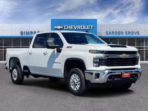 Summit White 2026 Chevrolet Silverado 2500 LT