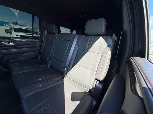 Black 2022 Chevrolet Suburban RST