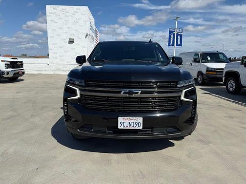 Black 2022 Chevrolet Suburban RST