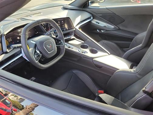 2026 Chevrolet Corvette Stingray w/1LT