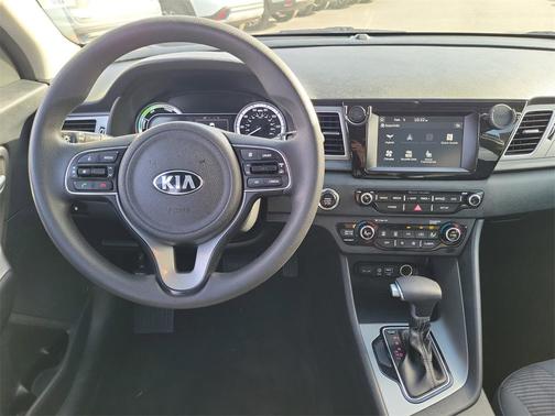 2018 Kia Niro LX