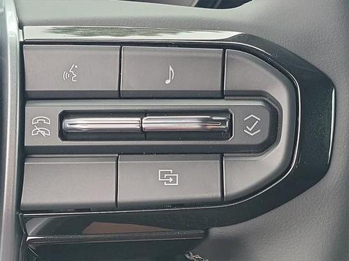 2025 Chevrolet Colorado WT
