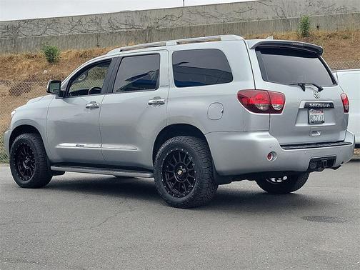 2020 Toyota Sequoia Platinum