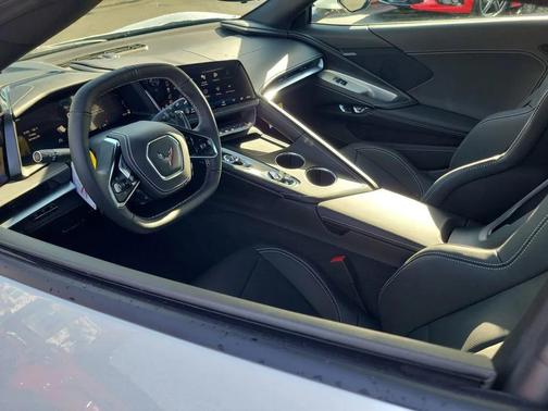 2026 Chevrolet Corvette Stingray w/1LT