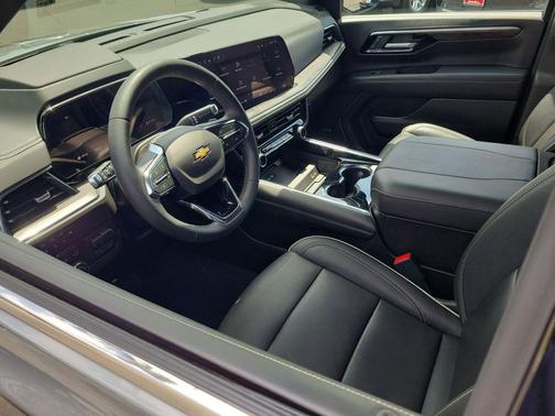 Sterling Gray Metallic 2025 Chevrolet Tahoe Premier