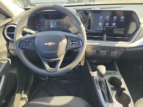 Sterling Gray Metallic 2026 Chevrolet Trax LS