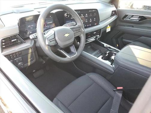 2025 Chevrolet Tahoe LS