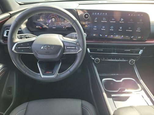 Mosaic Black Metallic 2026 Chevrolet Traverse AWD Z71