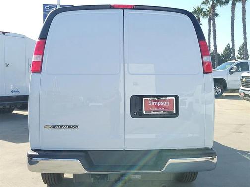 2025 Chevrolet Express 2500 RWD 2500 Regular Wheelbase WT