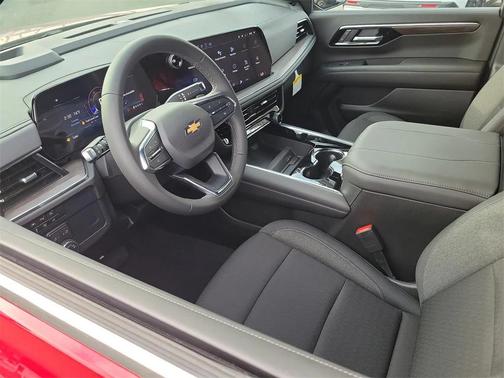 2025 Chevrolet Tahoe LS