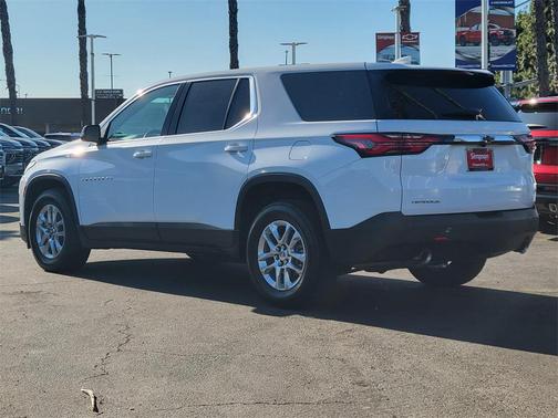 2022 Chevrolet Traverse LS