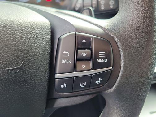 OXFORD WHITE 2020 Ford Explorer Base