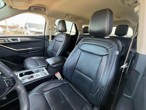 OXFORD WHITE 2020 Ford Explorer Base