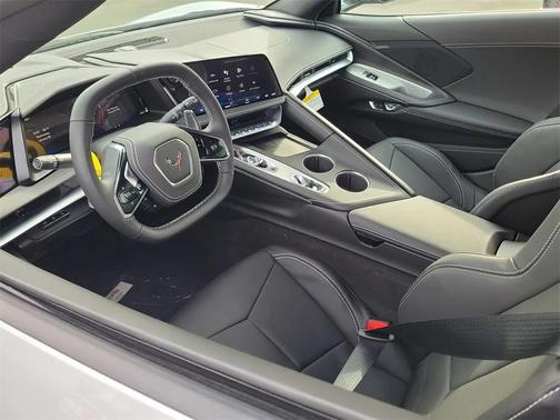 2026 Chevrolet Corvette Stingray w/1LT