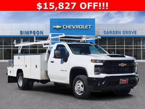Summit White 2026 Chevrolet Silverado 3500 WT