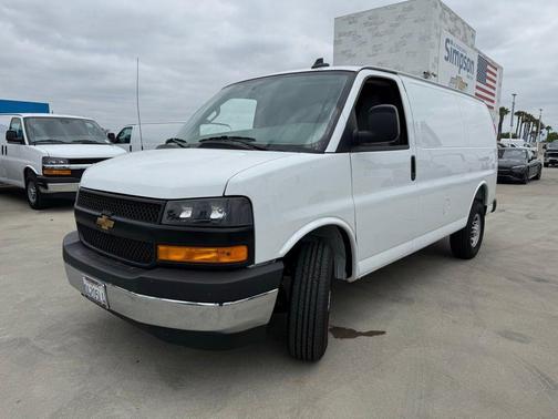 Summit White 2025 Chevrolet Express 2500 Work Van