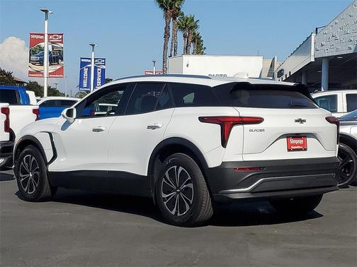 2025 Chevrolet Blazer EV AWD LT