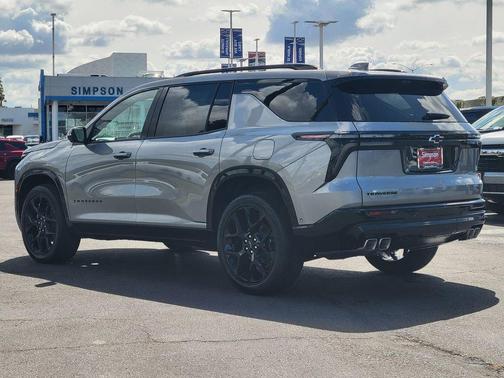Sterling Gray Metallic 2026 Chevrolet Traverse RS