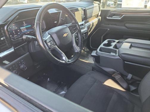 Summit White 2024 Chevrolet Silverado 2500 LT