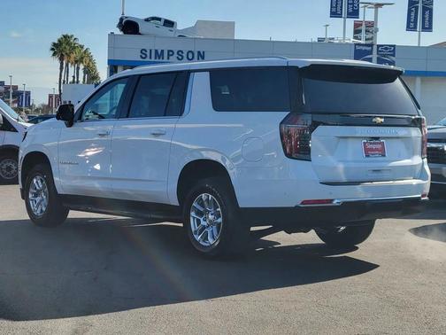 2026 Chevrolet Suburban LS