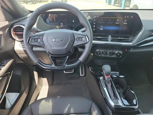 2025 Chevrolet Trax FWD 2RS