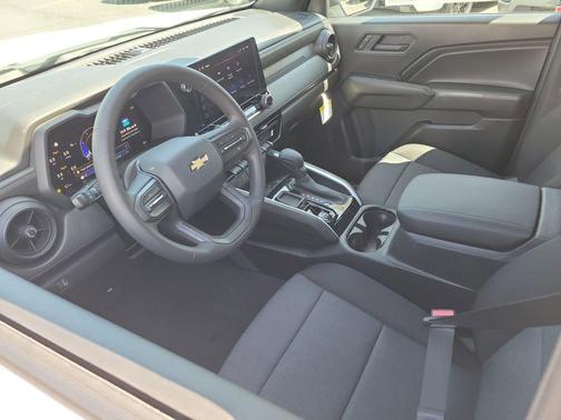 Summit White 2026 Chevrolet Colorado WT
