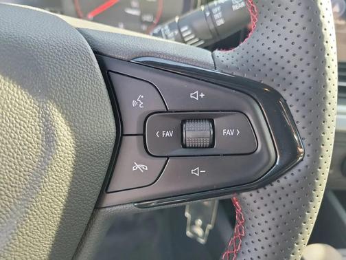 2026 Chevrolet Trax FWD 1RS