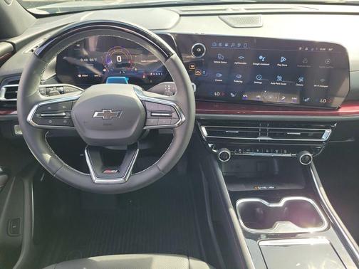 Sterling Gray Metallic 2026 Chevrolet Traverse AWD Z71
