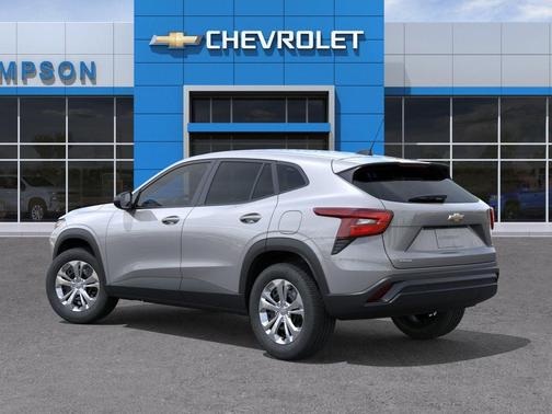 Sterling Gray Metallic 2026 Chevrolet Trax LS
