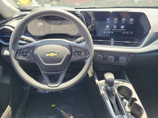 Sterling Gray Metallic 2026 Chevrolet Trax LS
