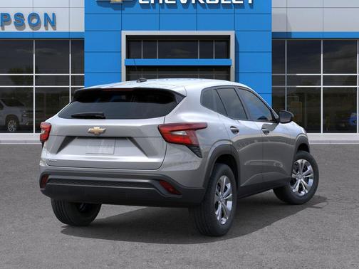 Sterling Gray Metallic 2026 Chevrolet Trax LS