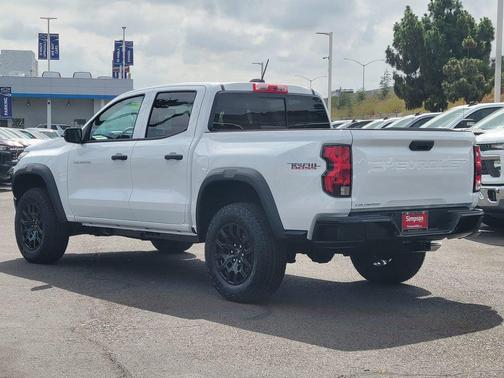 Summit White 2026 Chevrolet Colorado Trail Boss