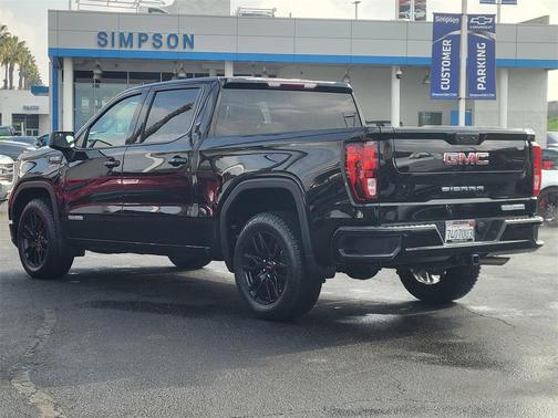 2023 GMC Sierra 1500 Elevation