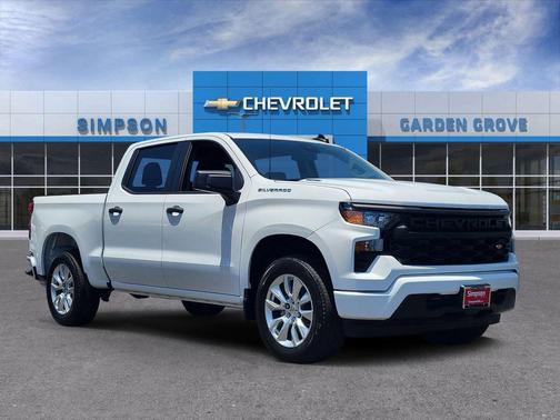 Summit White 2026 Chevrolet Silverado 1500 Custom