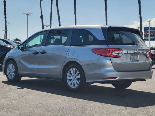 Lunar Silver Metallic 2019 Honda Odyssey LX