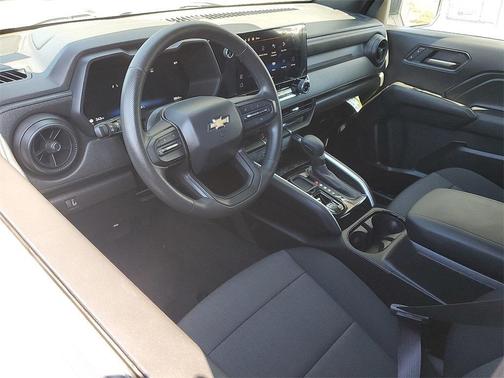 2025 Chevrolet Colorado WT