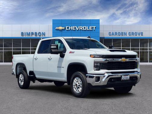 Summit White 2026 Chevrolet Silverado 2500 LT
