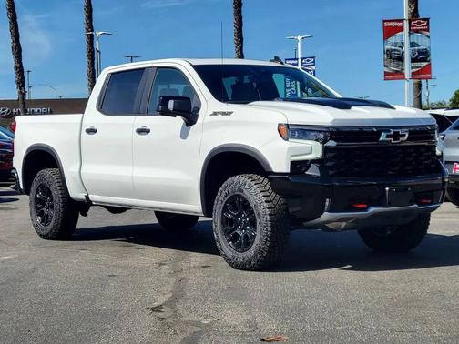 2026 Chevrolet Silverado 1500 ZR2