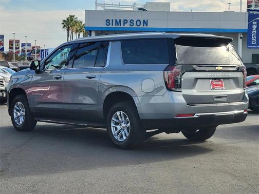 2026 Chevrolet Suburban LS