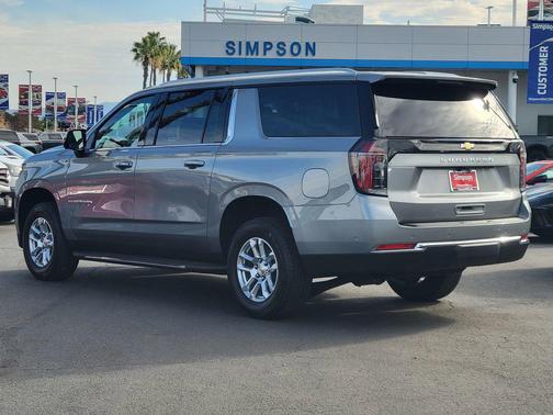 2026 Chevrolet Suburban LS