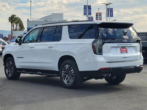 2026 Chevrolet Suburban Z71, 4WD