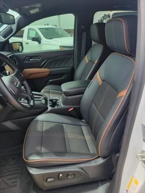 2023 GMC Canyon Base