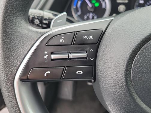2023 Hyundai SONATA Hybrid Base