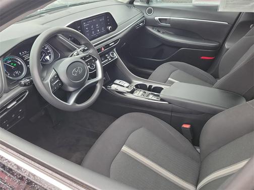 2023 Hyundai SONATA Hybrid Base