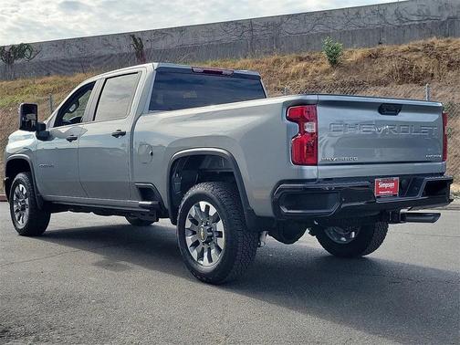 2026 Chevrolet Silverado 2500 Custom