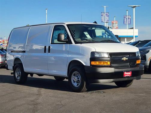2025 Chevrolet Express 2500 RWD 2500 Regular Wheelbase WT