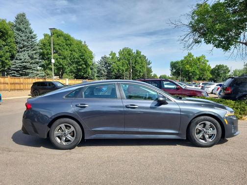 2022 Kia K5 LXS