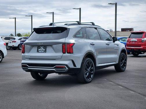 Wolf Gray 2023 Kia Sorento SX