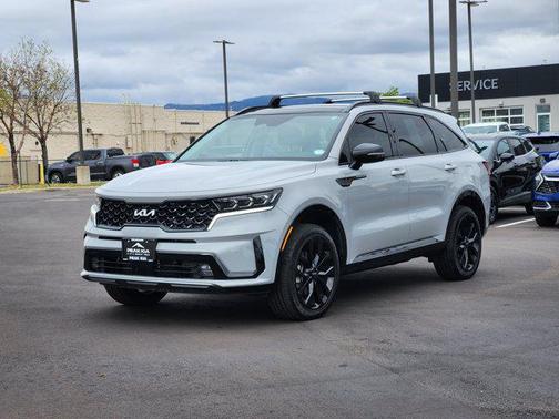 Wolf Gray 2023 Kia Sorento SX